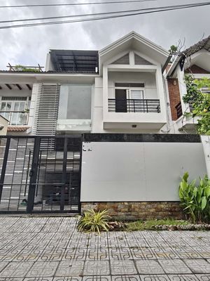 Cho thuê biệt thự mặt tiền - gần cầu sài gòn - an phú — ảnh 1