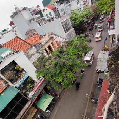 Nhà mặt phố cổ - quận hoàn kiếm - kinh doanh tấp nập - vỉ hè rộng - ô — ảnh 1