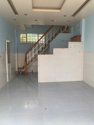 Nhà Trệt Lầu hẻm xe hơi 2PN giá 6 triệu đường Quốc Lộ 13 gần Hiệp Bình — ảnh 1