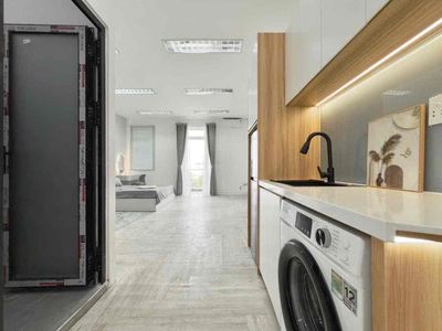 Căn Hộ Studio Ban Công Full Nội Thất Xịn Xò Ở KDC Himlam Giữa Quận 7 — ảnh 1