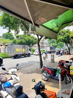 Cho thuê Mt kinh doanh Đường Lạc Long Quân, dt: 4x14m, 3 lầu — ảnh 1