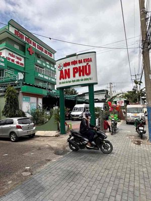 Cấn bán căn góc 3 mặt tiền dt 77.2 m2 full thổ cư vitri kinh doanh — ảnh 1