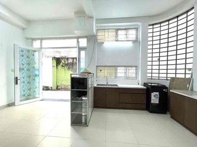 Cho thuê nhà nguyên căn giá rẻ 3pn ngay công viên lê thị riêng — ảnh 1