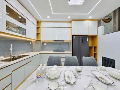 Hxh đỗ cổng-nhà mới đẹp-55m2-ngang 5,8m-5tầng-bùi quang là gv-6,5tỷ tl — ảnh 1