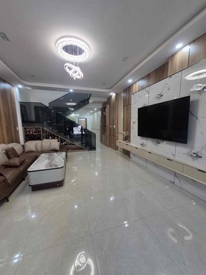035 cho thuê nhà 3 tầng luxury mặt tiền bùi công trừng — ảnh 1