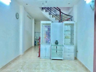 Cho Thuê Nhà 1 Trệt 1 Lầu 2PN 2WC 3,5x12m Hẻm Trần Xuân Soạn — ảnh 1