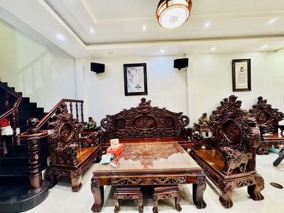 Mặt tiền 4 tầng 180m2 khu Tên Lửa. Chỉ 2x Tỉ - full nội thất gỗ — ảnh 1