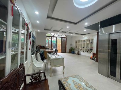 Nhà 5 tầng 8x17m,thang máy – gần gigamall – kd/văn phòng — ảnh 1