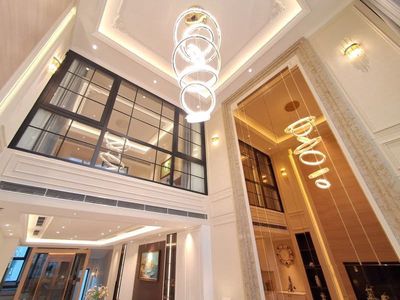Bán tòa nhà mặt phố Bát Khối, Long Biên, 116m² x 8 tầng, kinh doanh — ảnh 1