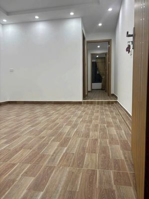 Cho thuê tầng 4 100m2, 4 ngủ, Thanh Xuân — ảnh 1
