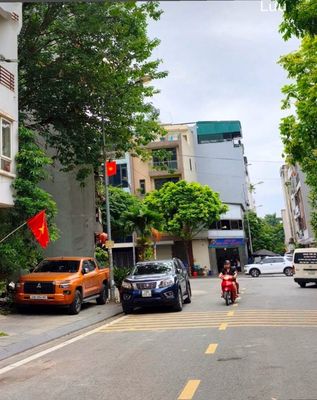 Bán nhà 4 tầng 4PN phân lô ô tô tránh Tư Đình, Long Biên — ảnh 1