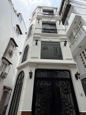 Nhà hẻm Xe Hơi Phùng Văn Cung, P. Cầu Kiệu, 33m², 4 tầng — ảnh 1