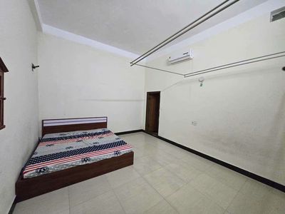Cho thuê nhà 3 tầng đường 5m5 lề 3m Khu Hoà Minh cạnh Hồ Tùng Mậu. — ảnh 1