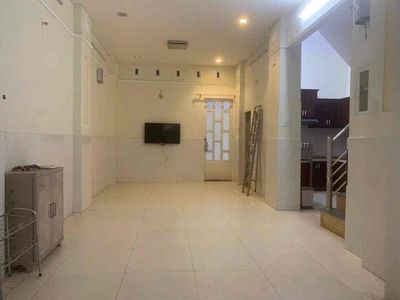 Trệt 2lầu 3PN 2WC, nở hậu 6m. - Gần BV 175, sân bay TSN — ảnh 1