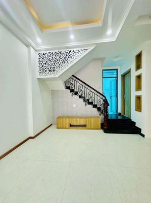 Nhà Mặt Tiền 7,5*14 2lau 4pn 3wc sân thượng — ảnh 1