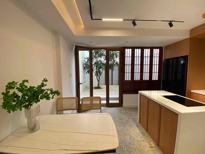 Nhà 2pn đường hoàng công chất có sân vườn — ảnh 1