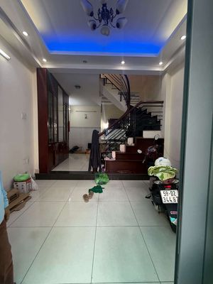Cho thuê nhà Bình Long Tân Phú.dt 4x10, 3 lầu. 3pn, , 3 máy lạnh. — ảnh 1