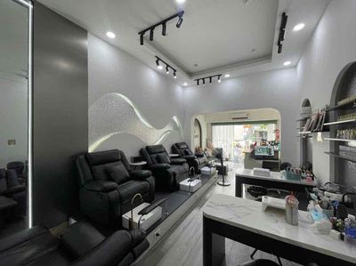 CHO THUÊ MẶT BẰNG – BÀN GIAO TRỐNG Hiện tại mặt bằng đang có sẵn đồ — ảnh 1