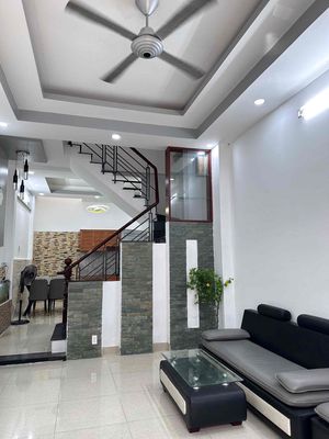 Nhà Mới Đẹp 3pn Cho Thuê 14triệu có nội thất — ảnh 1