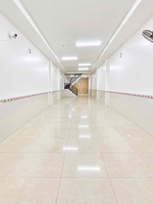 Nhà khu luỹ bán bích 4.5x21m 1 lầu trống suất 2 phòng — ảnh 1