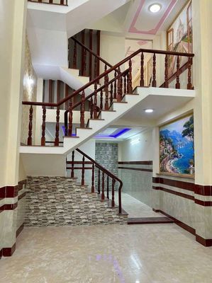 Cho thuê nhà 1trệt lửng 2 lầu — ảnh 1