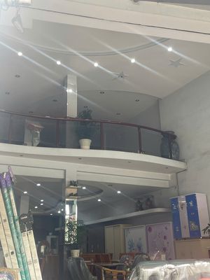 Cho thuê Nhà Nguyên Căn 4 Lầu, 8 x 40m, Giá 75 — ảnh 1