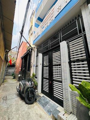 Trệt lầu shrieng 32m2 - gần cv làng hoa — ảnh 1