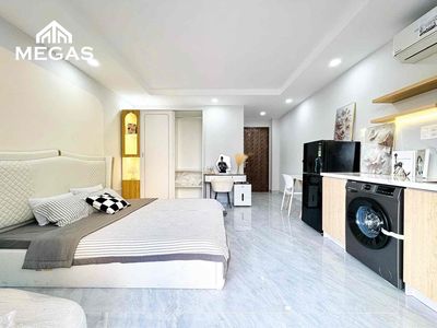 Studio 40m2 ban công thoáng full nội thất ngay trung tâm quận 7 — ảnh 1