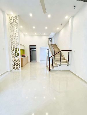 Cho thuê nhà mới đường 30/4 đậu ô tô - gần Đài Truyền hình — ảnh 1
