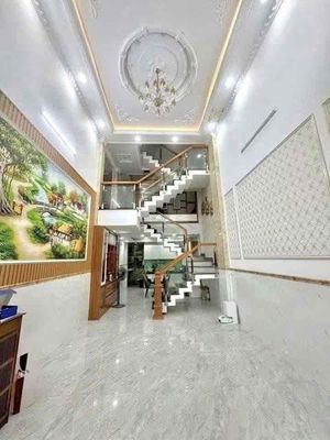 Cho Thuê Nhà DT 220m2 1Trệt 1Lửng 3Lầu 4Pn 5Wc Hẻm Ôtô — ảnh 1