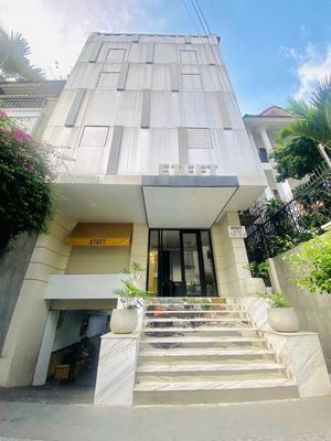 SIÊU PHẨM 8M NGANG-Cho thuê nhà Hoa Đào.Ngang 8m,Hầm,thang máy,nhà mới — ảnh 1