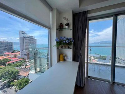 Cho thuê căn góc view biển - căn STUDIO toà ARIYANA (TUI BLUE) — ảnh 1