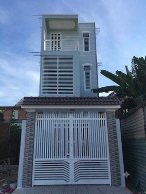 Cho thuê nhà 3 lầu 4pn 3 nvs, đường số 10 - kdc công ty 8 hưng phú — ảnh 1