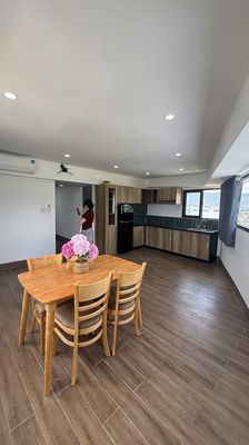 Cho thuê căn hộ 2 phòng ngủ và 1 bếp thông khách — ảnh 1