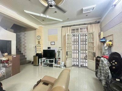 Cho thuê nhà 68/58X Thích Quảng Đức 5x10 2 lầu , sân thượng , 4pn — ảnh 1