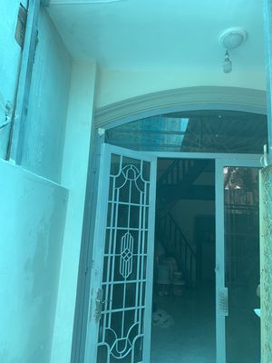 Cho thuê nhà nguyên căn q4, 1 lầu, 2pn, 2wc — ảnh 1