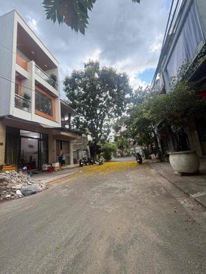 Cần bán lô sạch đẹp MT Lâm Quang Thự, Hoà Minh, gần biển , 5 ty x — ảnh 1
