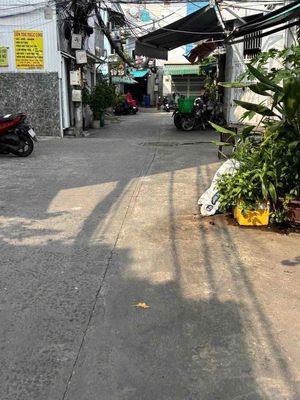 Nhà Cũ Diện Tích Lớn Hẻm 3m5 Dương Bá Trạc P1 Q8 — ảnh 1