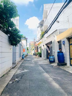 Nhà 3 tầng mới ở ngay đường nhựa ô tô gần ngay hoàng diệu — ảnh 1