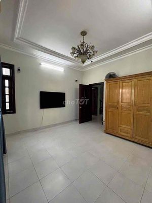 25tr, biệt thự khu gigamall, ngang 8m, 3 lầu, 5pn- full nội thất. — ảnh 1