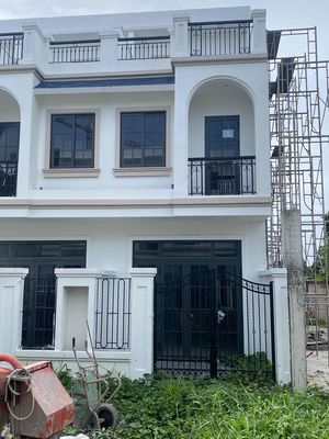 Nhà phố liền kề — ảnh 1