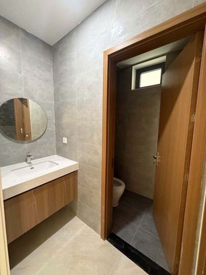 Cho thuê nhà nguyên căn mặt tiền Phan Bội Châu sát Tòa nhà Hành chính — ảnh 1