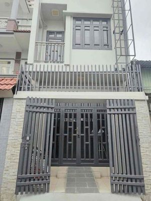 Nhà mới sơn sửa 3pn sẵn máy lạnh đường số 8 linh xuân thủ đức — ảnh 1