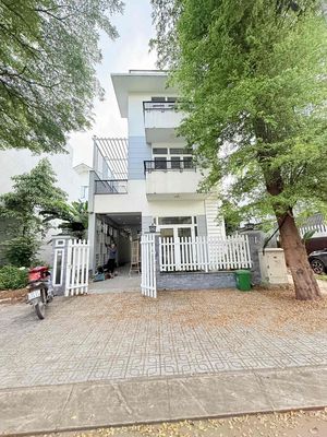 Cho thuê nhà phố KDC Gia Hoà, DT: 140m2 trục 14m, Giá 28 Triệu — ảnh 1