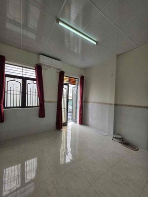 Gốc 2 mặt tiền 5m x 12m 1 Lầu có 3PN 2WC O 9 3 3 3 3 2 2 8 3 — ảnh 1