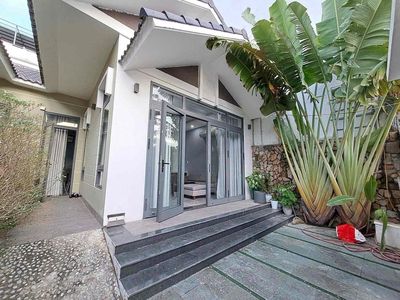 Cho thuê nhà đẹp 2pn sân vườn nhỏ khuê mỹ đông — ảnh 1