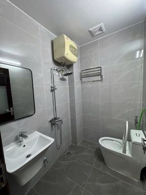 Bán nhà mặt ngõ Hoàng Mai, 45m2, 5 tầng, kinh doanh — ảnh 1