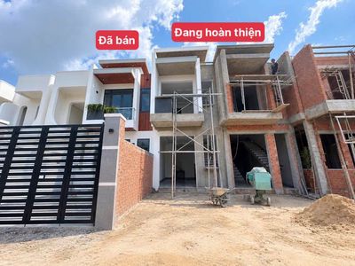 Nhà Tân An, Thủ Dầu Một, Bình Dương (cũ) - 3PN, Sân Oto — ảnh 1