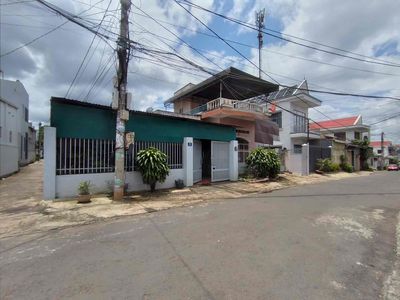 Bán nhà 3 mặt tiền — ảnh 1