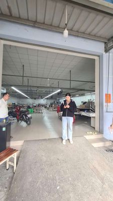 Cần cho thuề kho xưởng P ĐHT. đường NVQ. DT 14 x 30. giá 38 triệu TL — ảnh 1